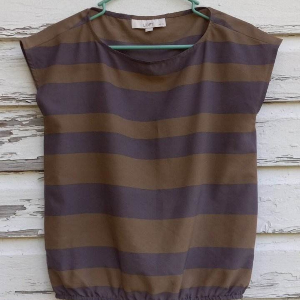 Womens Loft blouse bkue and brown striped x-small petite